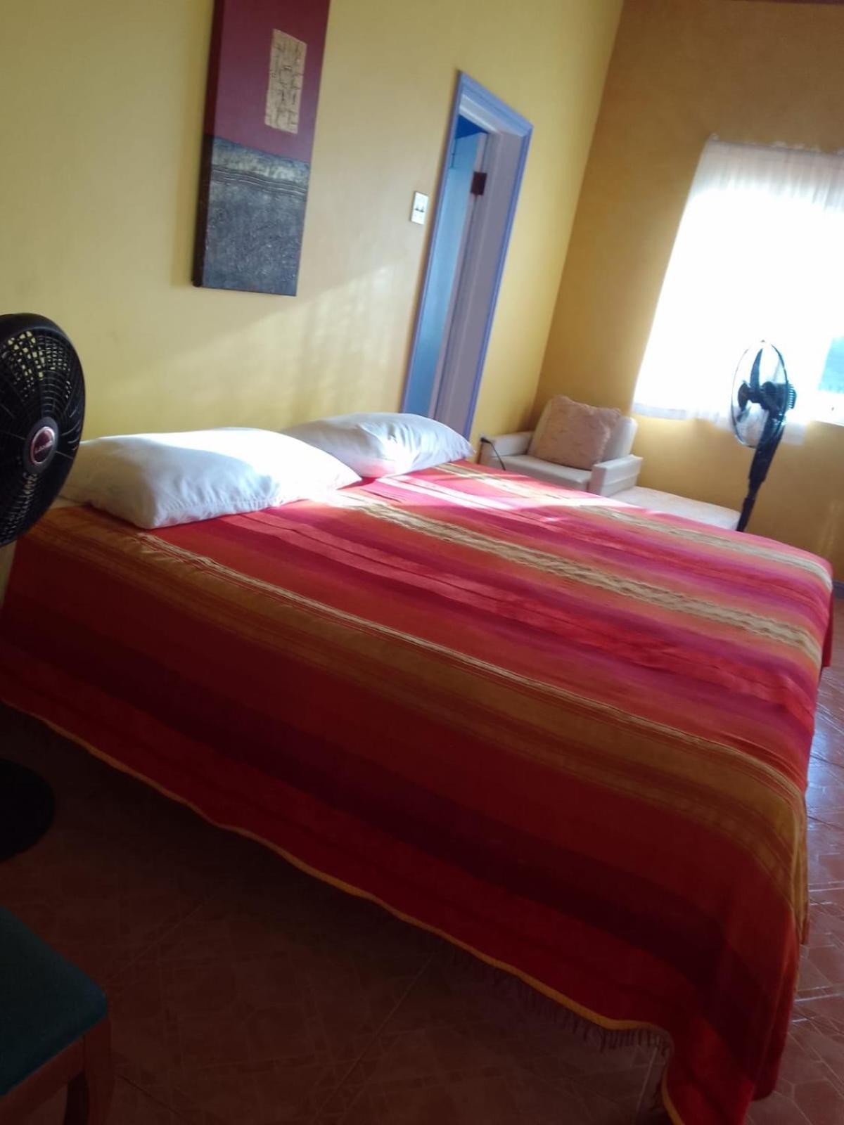 Taino Cove Hotel Treasure Beach Kamer foto