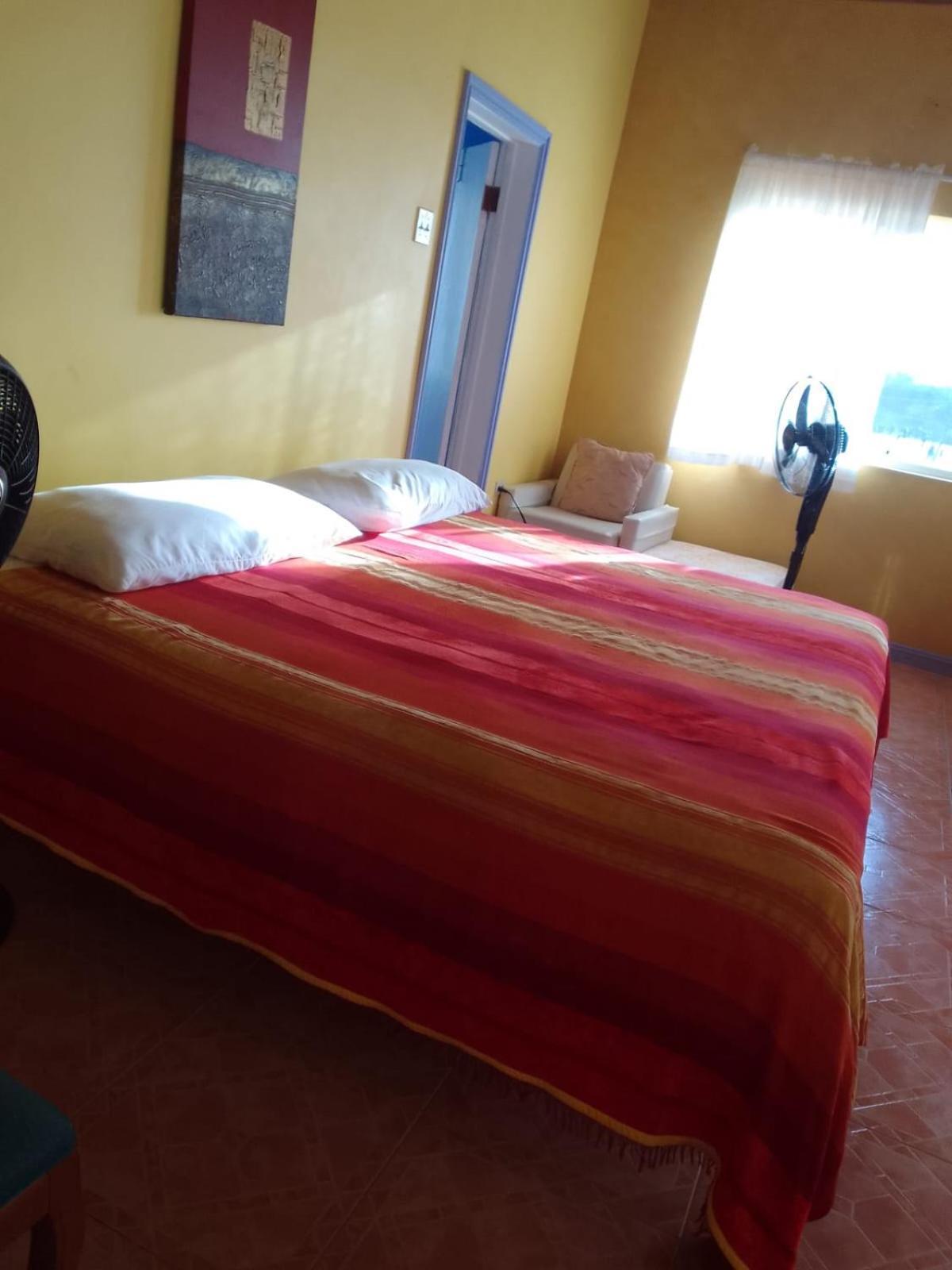 Taino Cove Hotel Treasure Beach Kamer foto