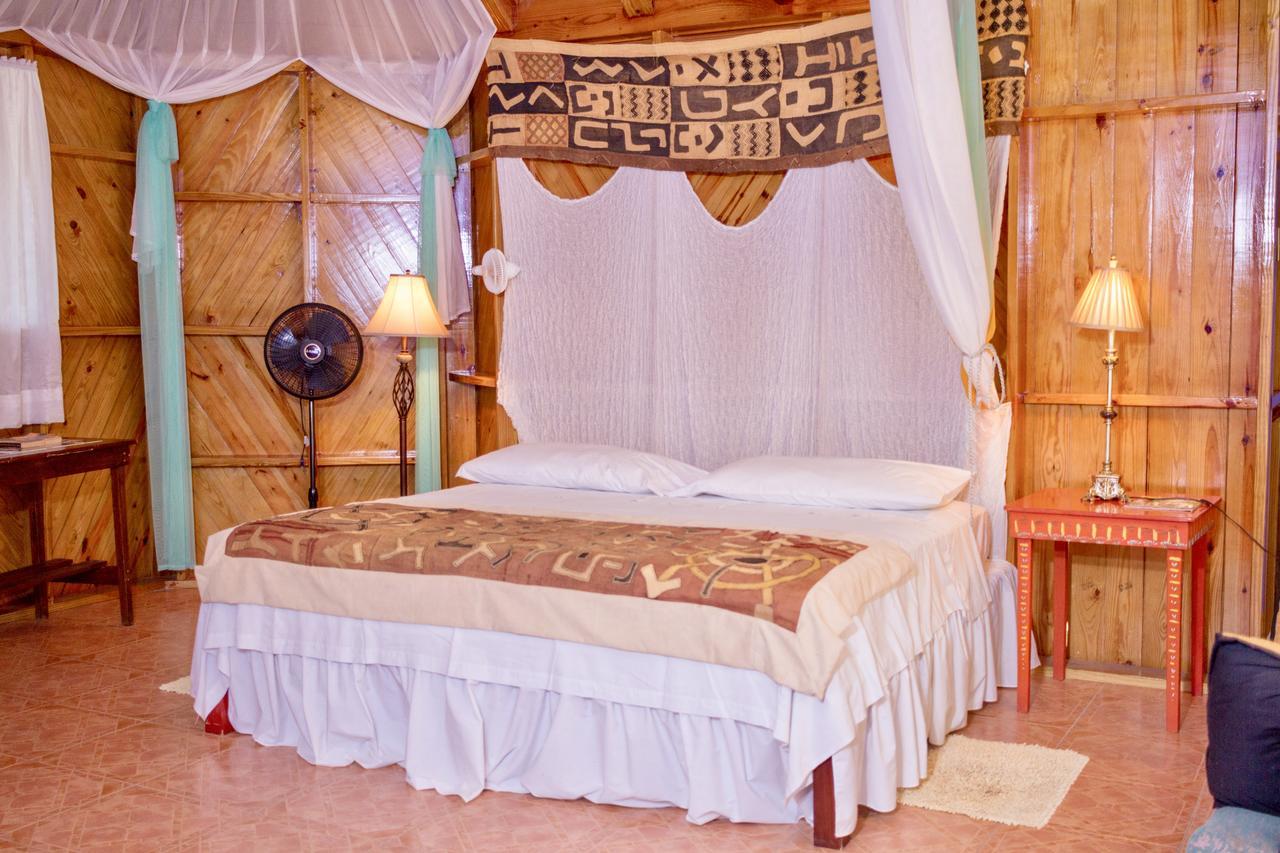 Taino Cove Hotel Treasure Beach Buitenkant foto